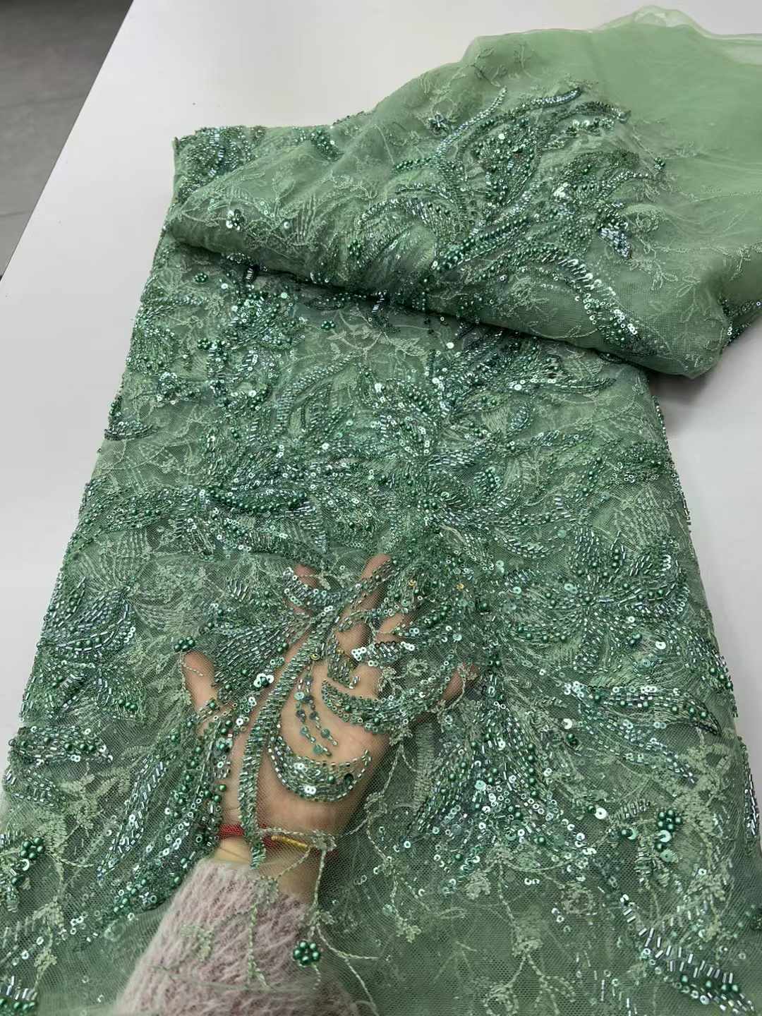 BG211